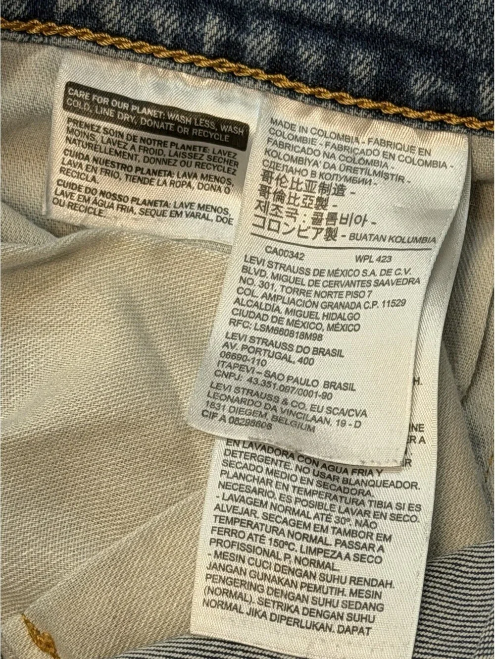 Levis 505 Regular Fit Jeans Mens 38x30 Blue Medium Wash Straight Leg Distressed